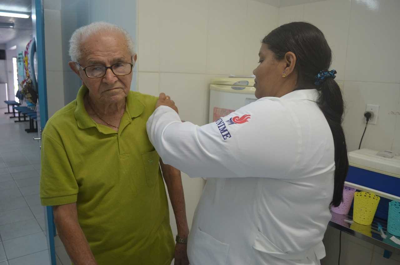 vacina contra  gripe